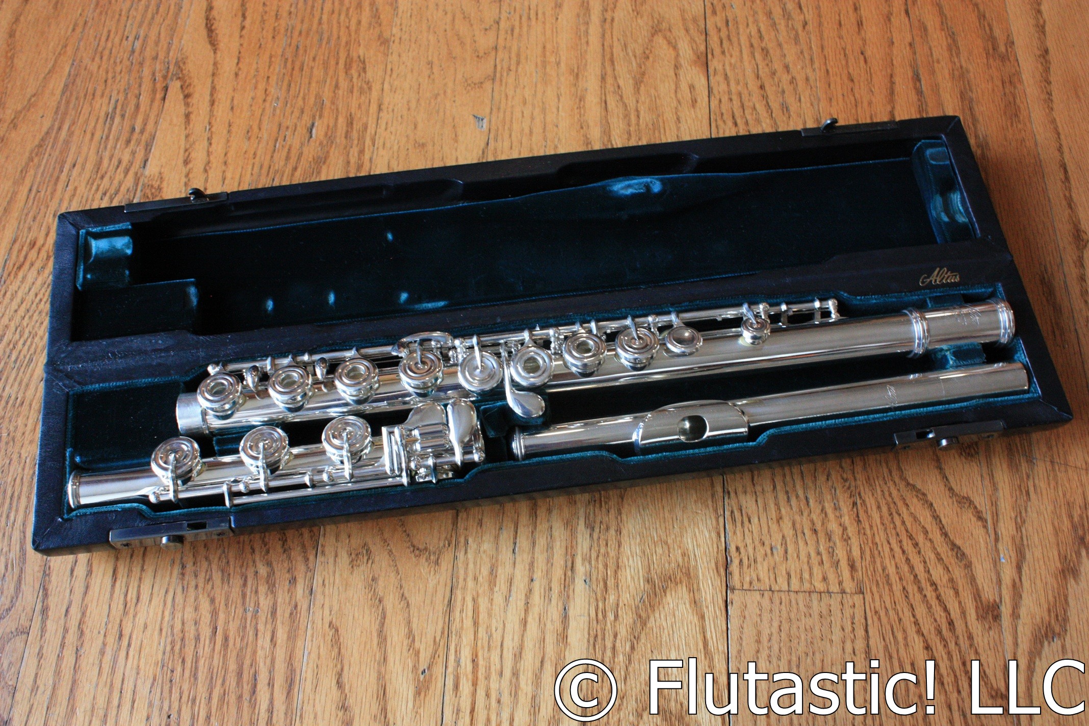 Altus 1507RB Flute-Offset G, B Foot, Britannia Silver - Image 6