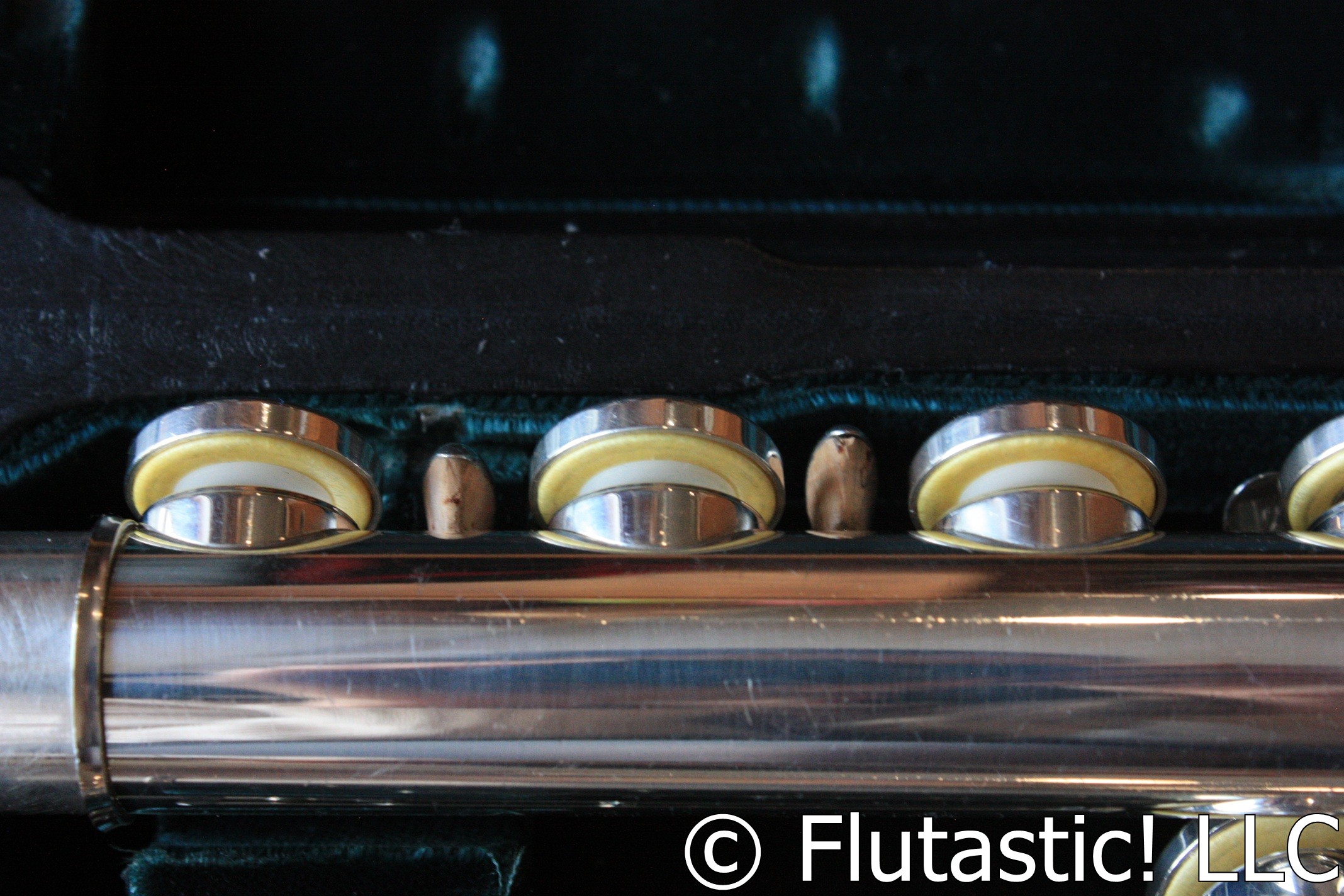 Altus 1507RB Flute-Offset G, B Foot, Britannia Silver - Image 4