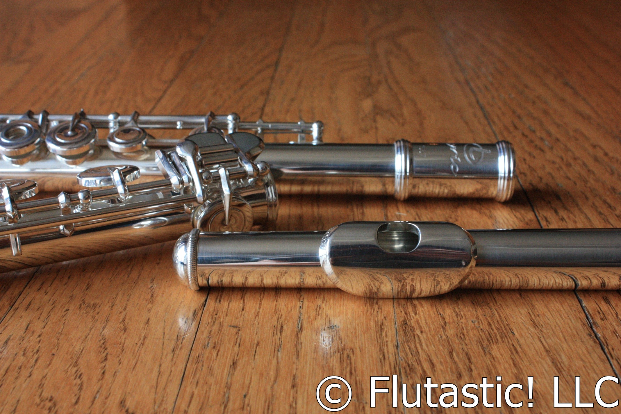 Lyric II (LA-2E) Flute (Used)-Silver head body and foot, Open-holes, offset G, Split-e, B Foot