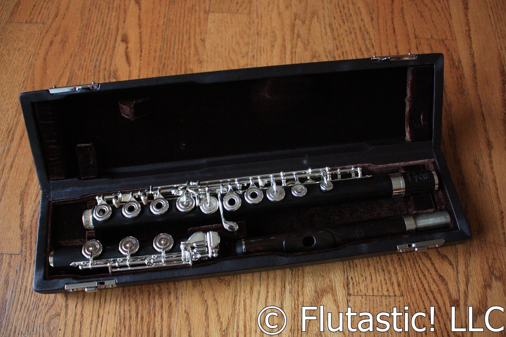 Di Zhao Grenadilla Wood Flute w/ Split-E, C# Trill, D# Roller and B Foot (New) - Image 2